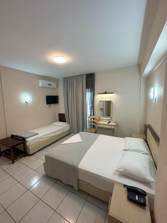Hotel Afrodite Neoi Poroi Exterior foto