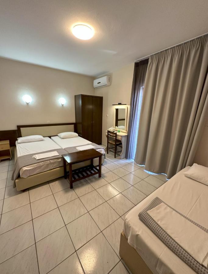 Hotel Afrodite Neoi Poroi Exterior foto